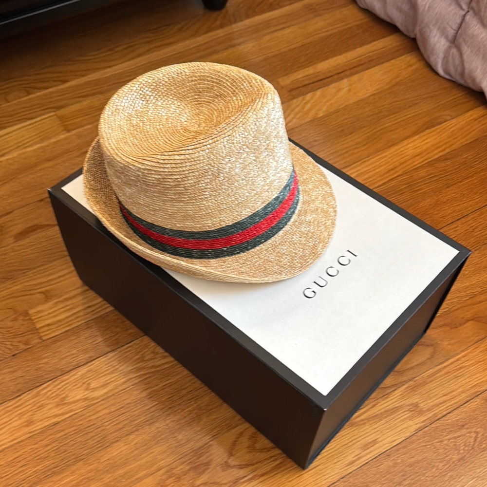 slightly used Gucci Straw Fedora (authenticity card & original box included)